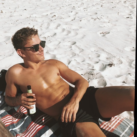 islandboy1997 (Islandboy1997) OnlyFans Leaks 

 picture 2