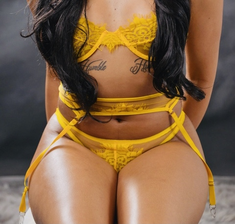 View islandbunnyofficial (Island Bunny) OnlyFans 38 Photos and 13 Videos for free 

 picture 2
