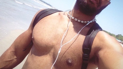 View islander93 (💫 D A R K   C H O C O L A T E 💫) OnlyFans 137 Photos and 37 Videos for free 

 picture 2