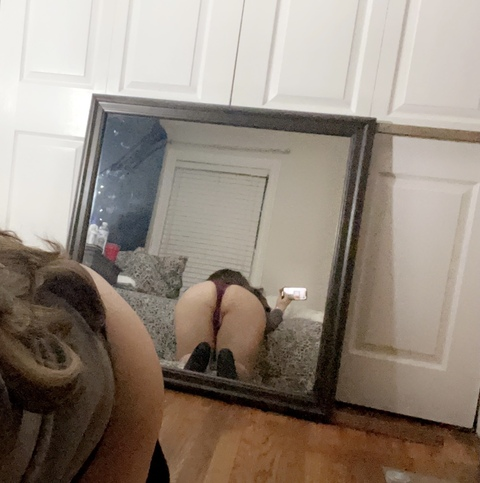 isvbellvg (soulja girl…the glizzy gobbler) free OnlyFans Leaked Pictures & Videos 

 picture 2