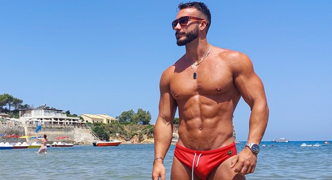 italianbulge (ItalianBulge) free OnlyFans Leaked Pictures and Videos 

 picture 2