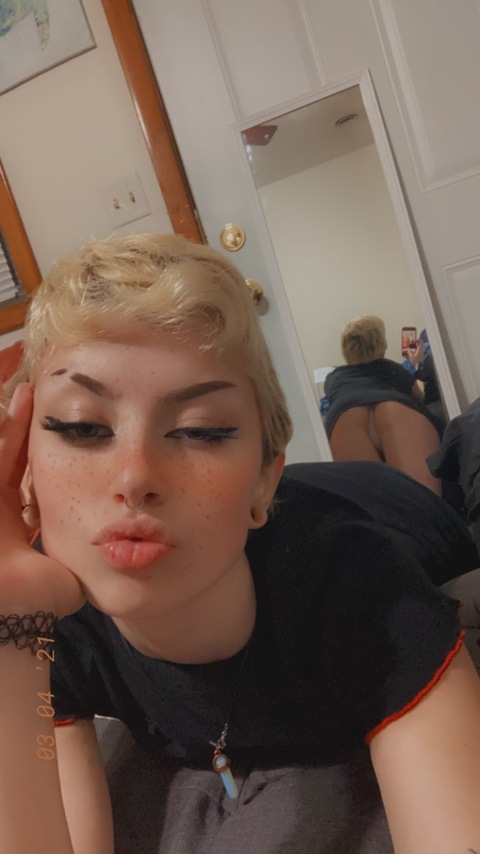 itrlydobliketht (Kota✨) OnlyFans Leaked Pictures & Videos 

 picture 2