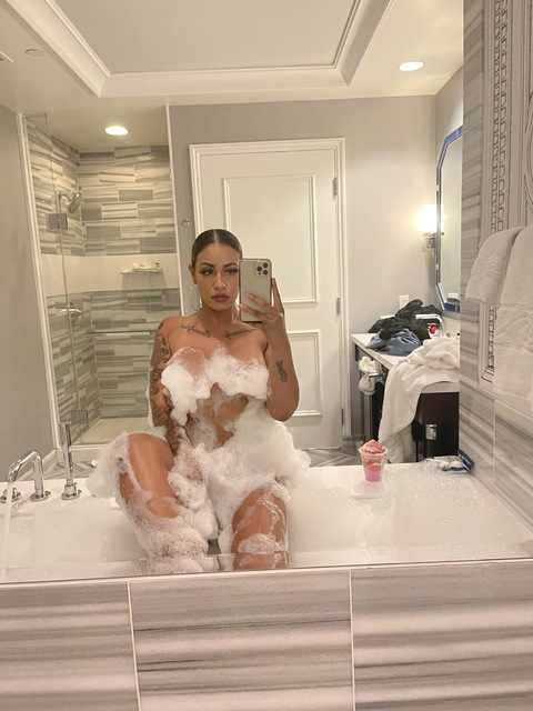 Onlyfans free itsarrry 

 picture 2