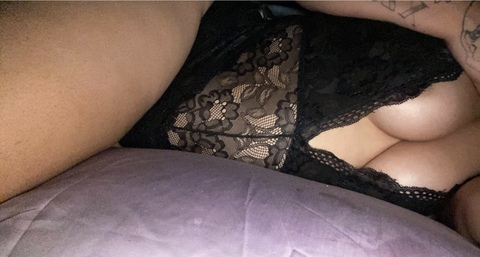 itsbrittanybiitchh OnlyFans Leak (23 Photos and 5 Videos) 

 picture 2