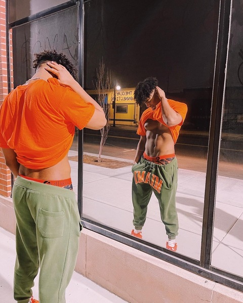 itshimshmy (Tyrell Brown) free OnlyFans Leaks 

 picture 2