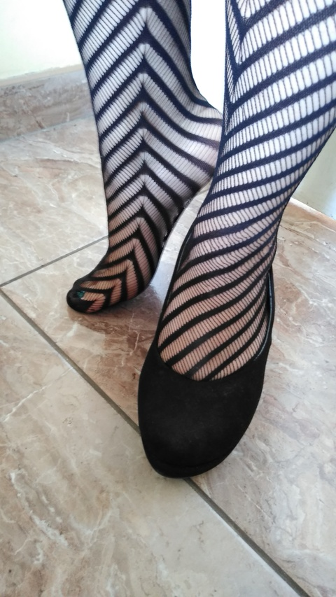 View itsindrablaze OnlyFans content for free 

 picture 2