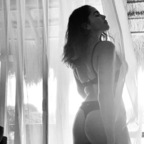itsmeyvi (Yvette M.) free OnlyFans Leaked Pictures & Videos 

 picture 1