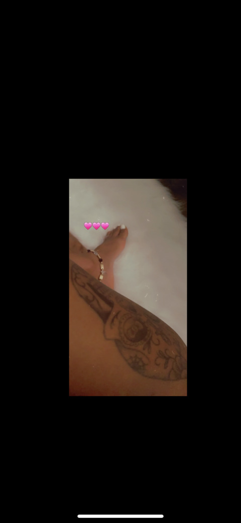 Download itsonesecret OnlyFans videos and photos for free 

 picture 2