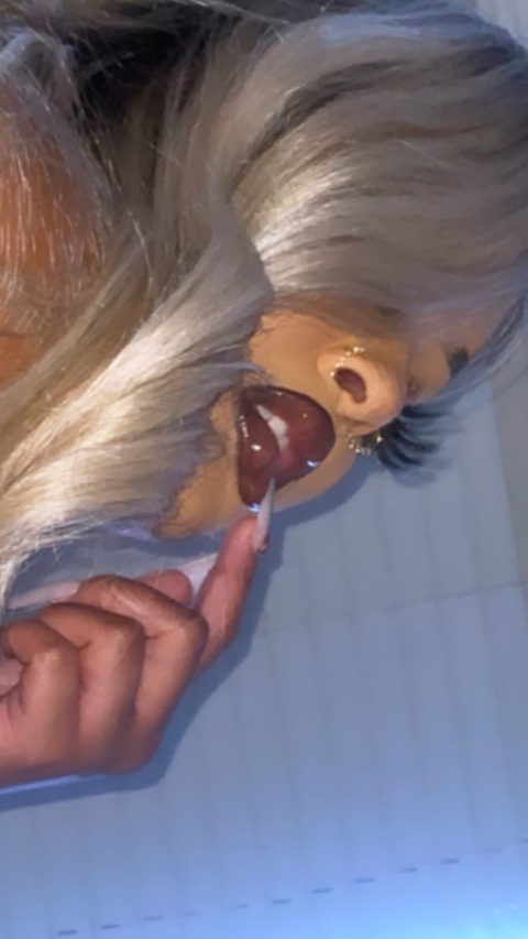 Onlyfans leaks itsprincesssaa 

 picture 2