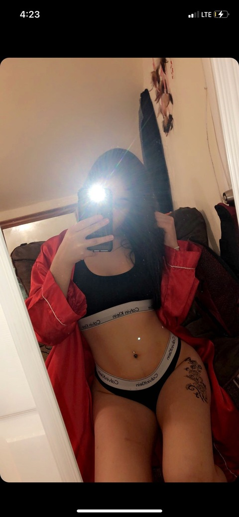 Download itssavyanii OnlyFans content free 

 picture 2