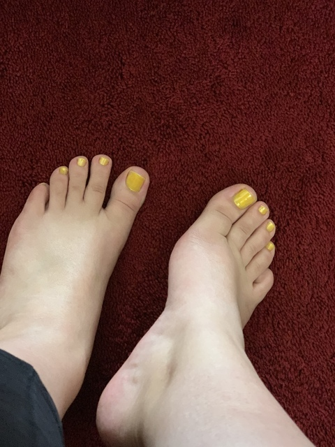@itssofeetah leaked Onlyfans gallery for free 

 picture 2