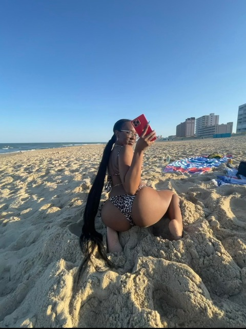 Onlyfans free content itstaylor.official 

 picture 2