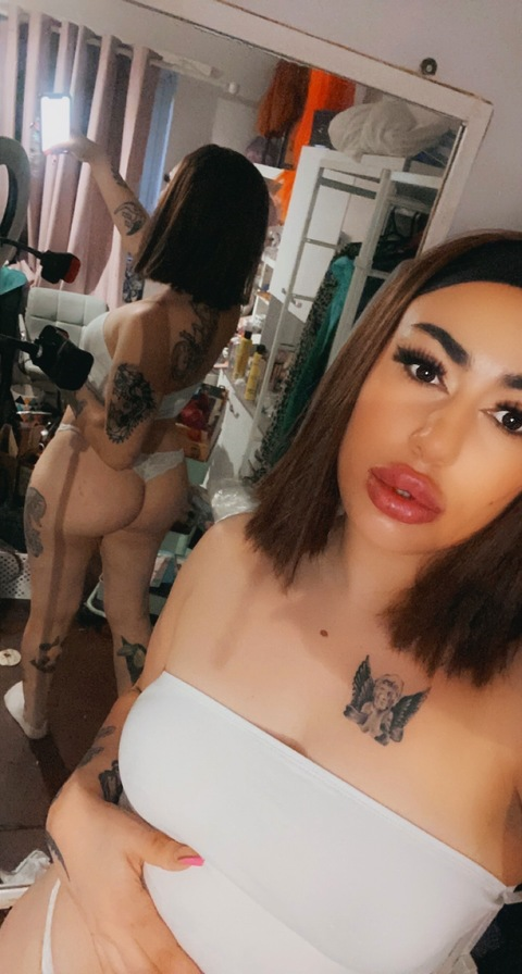 Onlyfans free content itsvalencia 

 picture 2