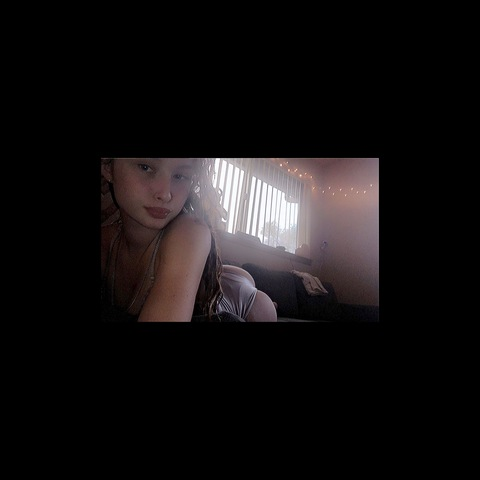 itsyafavoritee OnlyFans Leaks 

 picture 2