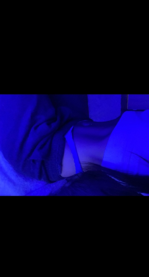 View Ave (itzave) OnlyFans 63 Photos and 36 Videos for free 

 picture 2