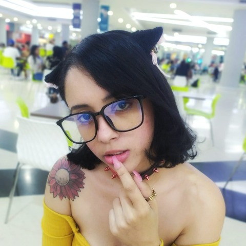 Download itzelbabygirl OnlyFans content free 

 picture 2