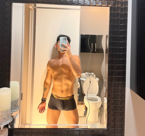 @itzthatboycarlos leaked Onlyfans content for free 

 picture 2