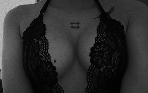 Onlyfans leak ivonneff5 

 picture 2