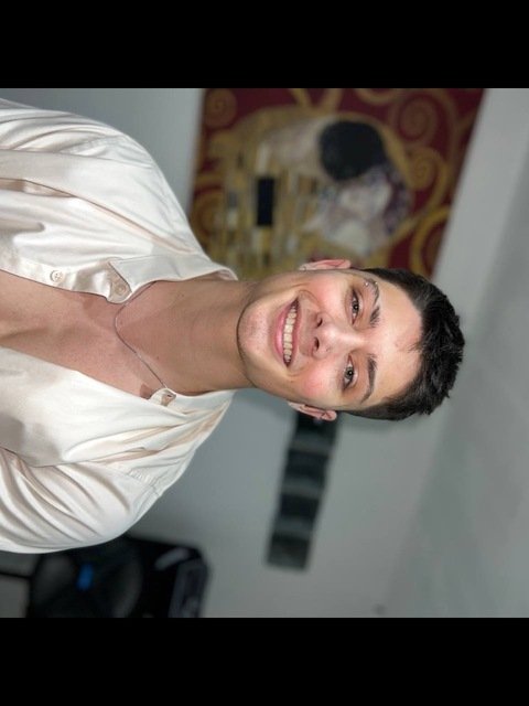 ivotwinkvip OnlyFans Leak (24 Photos and 11 Videos) 

 picture 2
