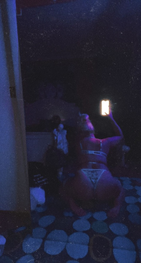 izzy.iz OnlyFans Leaked (137 Photos and 79 Videos) 

 picture 2