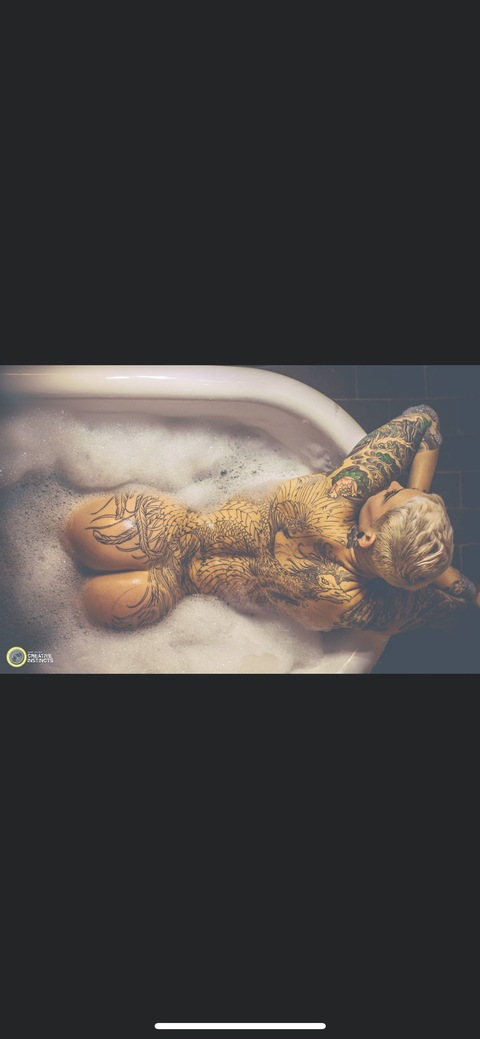 jadeallison (jade allison) OnlyFans content 

 picture 2
