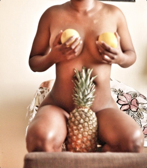 Free access to jamaicanspice (Apple bottom) Leaks OnlyFans 

 picture 2