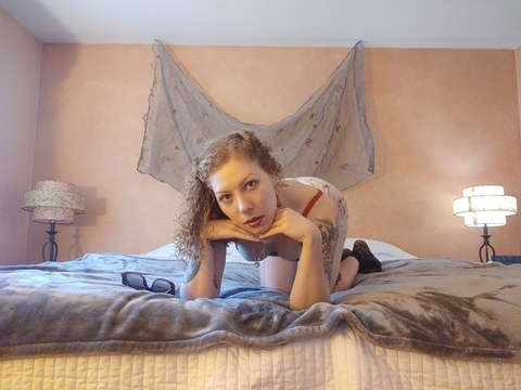 janemuse OnlyFans Leaked Photos and Videos 

 picture 2