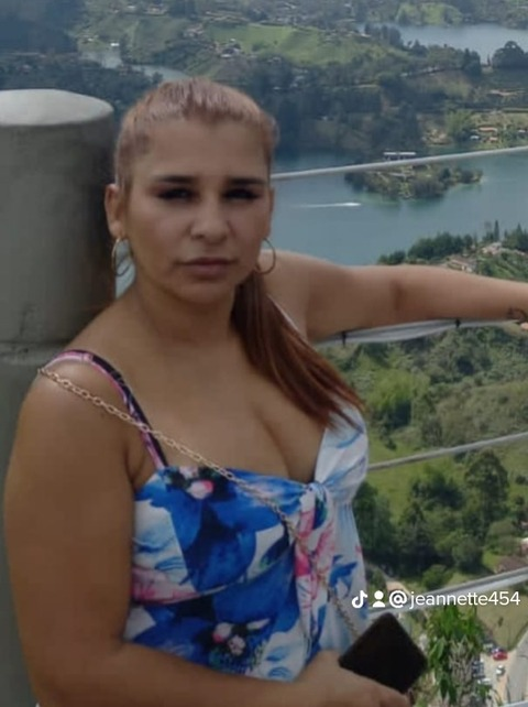 View janethmarin OnlyFans content for free 

 picture 2
