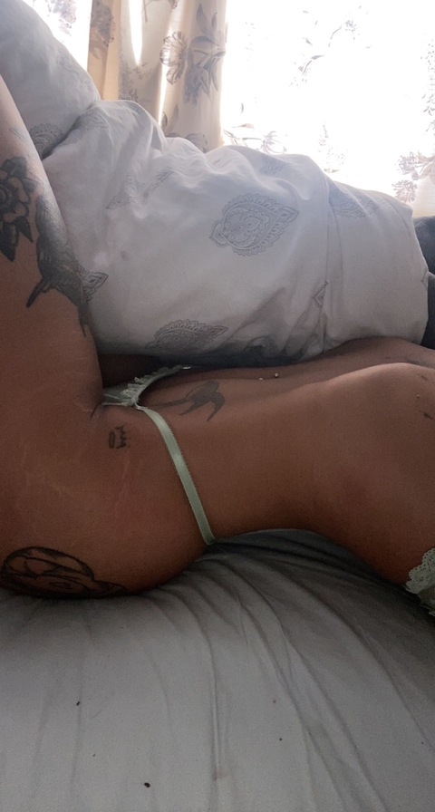 Onlyfans leaks jannine.turtle 

 picture 2