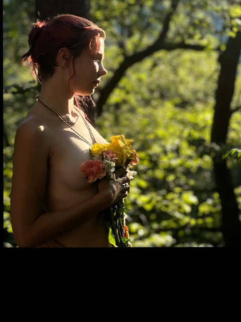 View jasmineishotasf OnlyFans content for free 

 picture 2