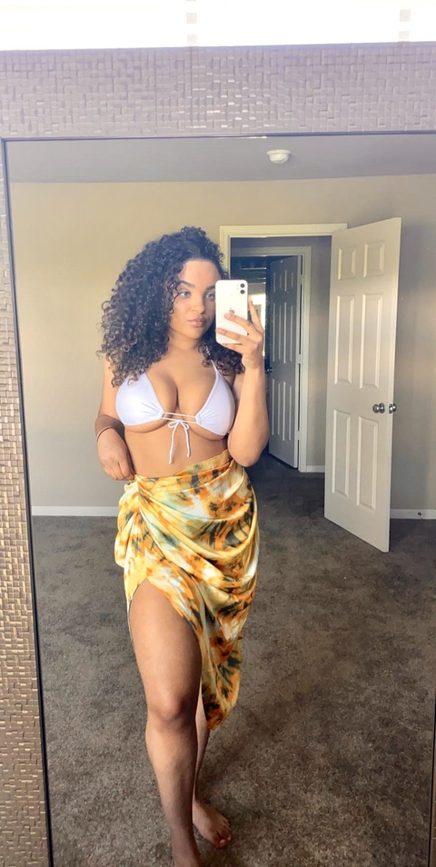 View jasminejones OnlyFans content for free 

 picture 2