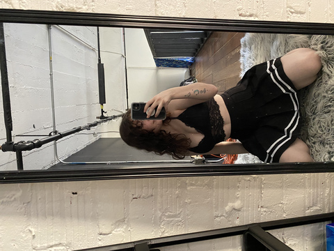 jasminerizzo OnlyFans Leaks 

 picture 2