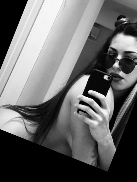 jazelka OnlyFans Leaked 

 picture 2