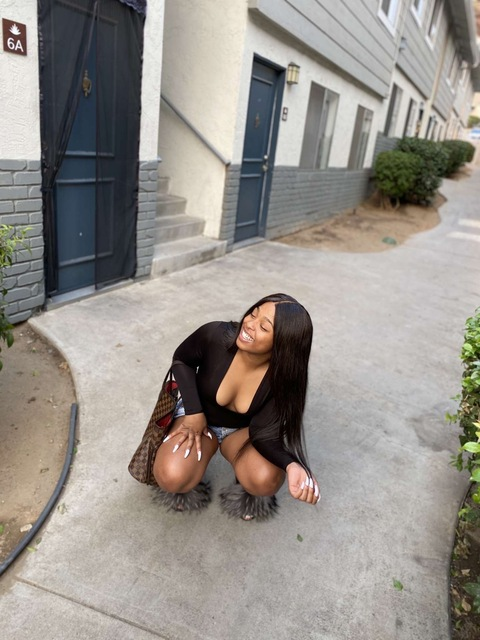 View jchronicles (Jamaican Princess🤩🇯🇲) OnlyFans 15 Photos and 48 Videos leaked 

 picture 2