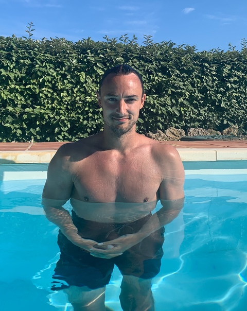 jean0006 (jean) OnlyFans Leaked Content 

 picture 2