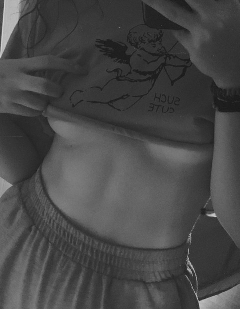 Onlyfans leaked jenifer.s.l 

 picture 2