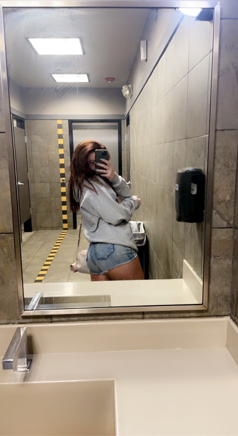 View jerseyygirll (Jersey) OnlyFans 0 Photos and 0 Videos for free 

 picture 2