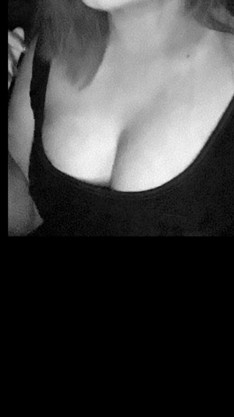 @jessicalizeth02 leaked Onlyfans gallery for free 

 picture 2