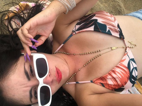 View Jessiel Balderas (jessiel_bal) OnlyFans 4 Photos and 0 Videos leaked 

 picture 2