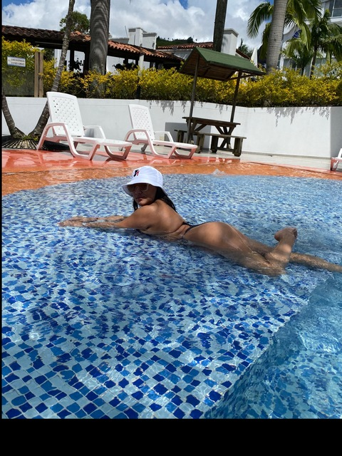 jessiqg714 OnlyFans Leaked Photos and Videos 

 picture 2