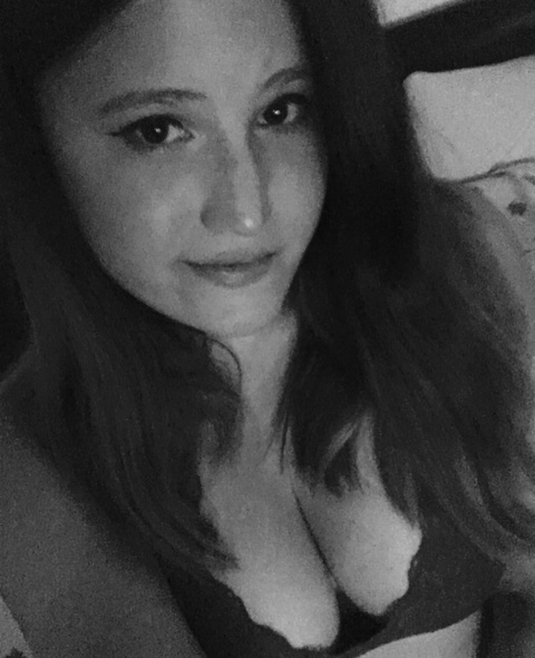 Onlyfans free jessthebrunnette 

 picture 2