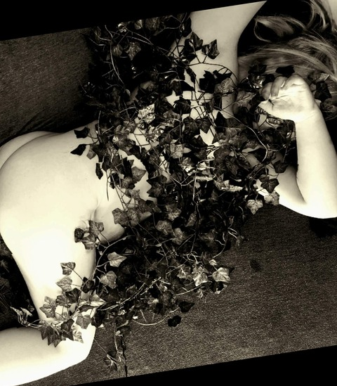 Onlyfans leak jewels1820 

 picture 2