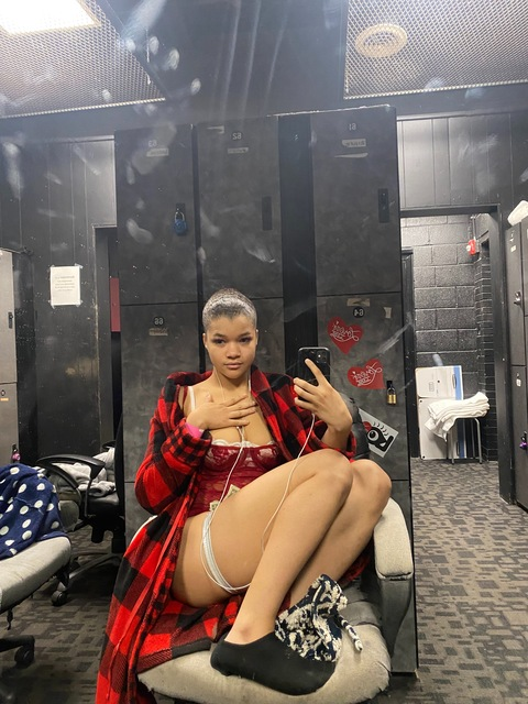 jezzys_wrld OnlyFans Leaked (8 Photos and 8 Videos) 

 picture 2
