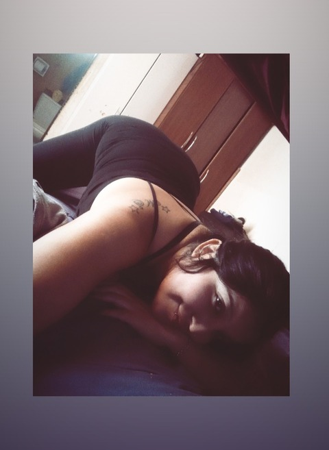 View jime2304 OnlyFans content for free 

 picture 2
