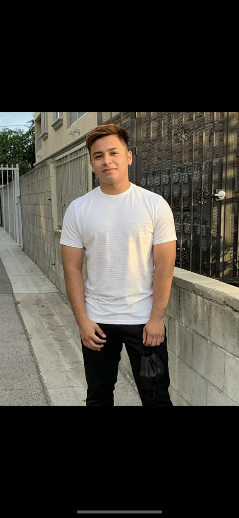 jjames_99 OnlyFans Leaked (17 Photos and 12 Videos) 

 picture 2