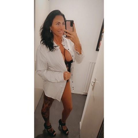 jocoanne OnlyFans Leaked (41 Photos and 4 Videos) 

 picture 2