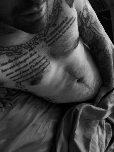 john32247610 OnlyFans Leaks 

 picture 2