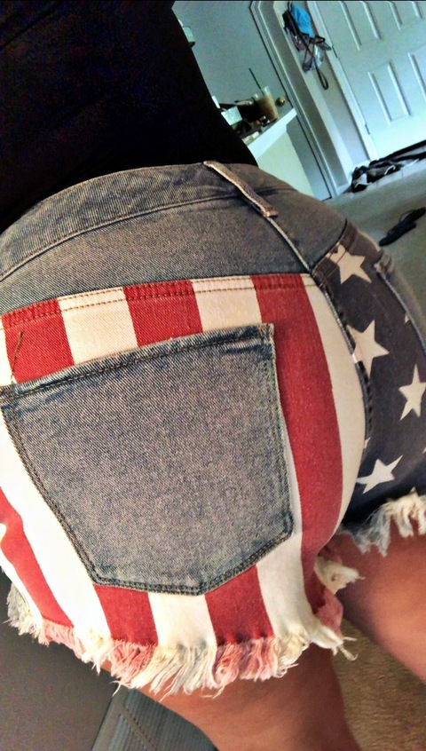 jolenexnicole1 (JoleneXNicole) OnlyFans Leaked Content 

 picture 2