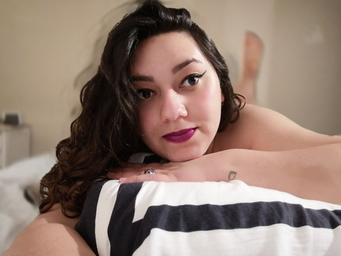 jolieloufree (Jolie Lou Free) OnlyFans Leaks 

 picture 2