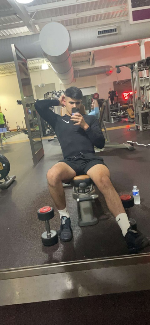 jonnyvieira7 OnlyFans Leak (0 Photos and 1 Videos) 

 picture 2